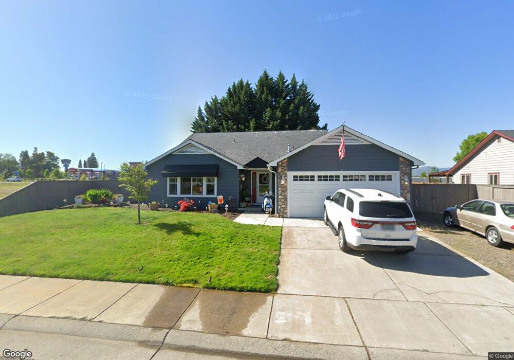 141 Orchardview Ave, Central Point, OR 97502 - photo 1