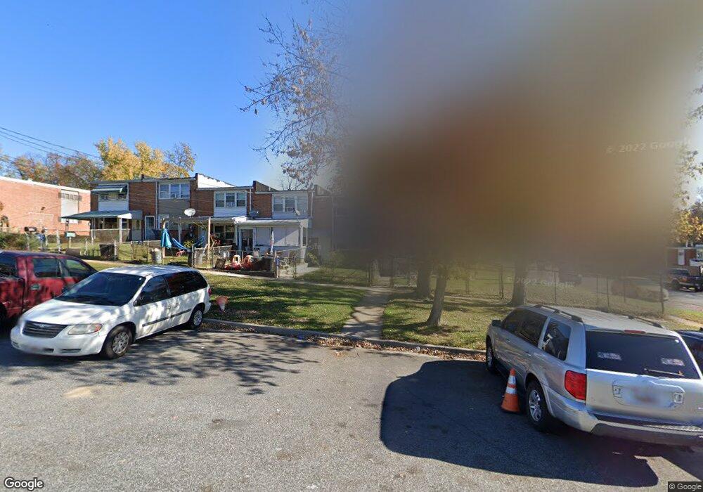 3237 Tartarian Ct, Halethorpe, MD 21227 - photo 1