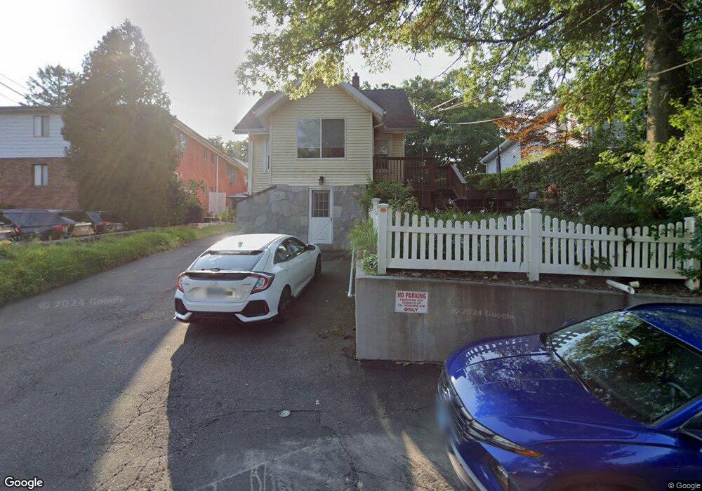 131 Highview Ave unit C, Stamford, CT 06907 - photo 1