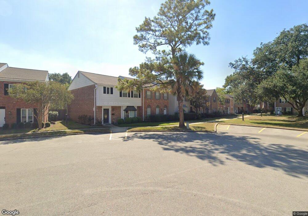 1253 Country Place Cir, Houston, TX 77079 - photo 1