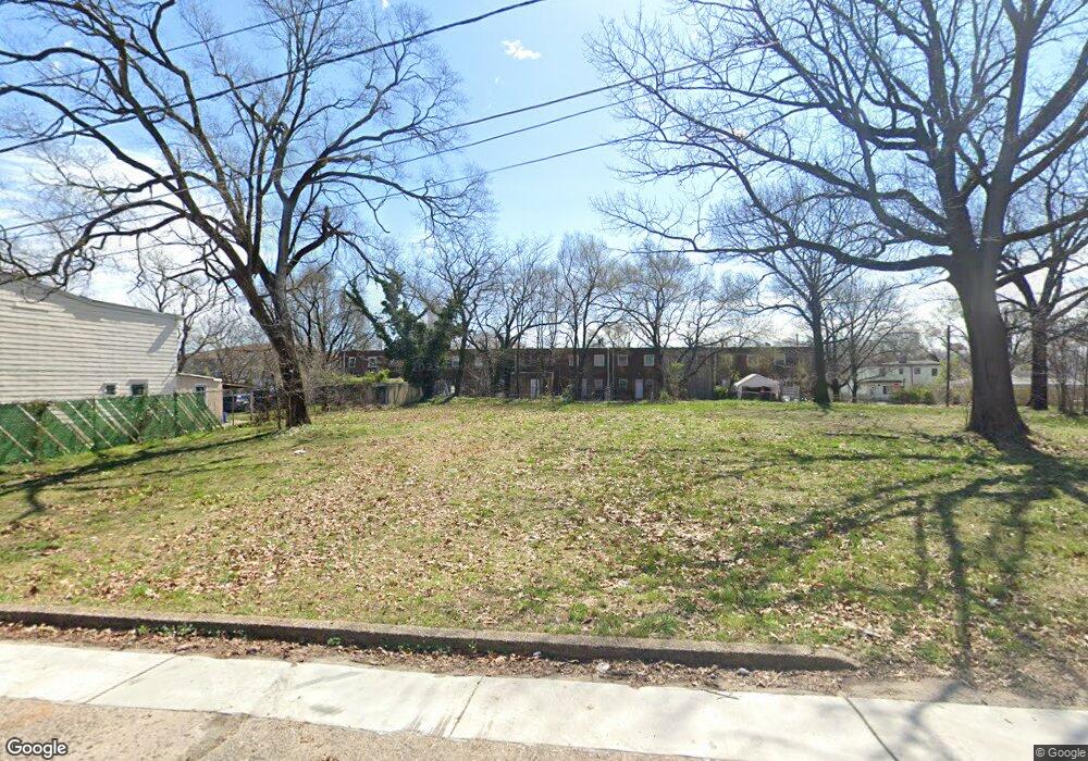 2908 Pleasant St, Camden, NJ 08105 - photo 1