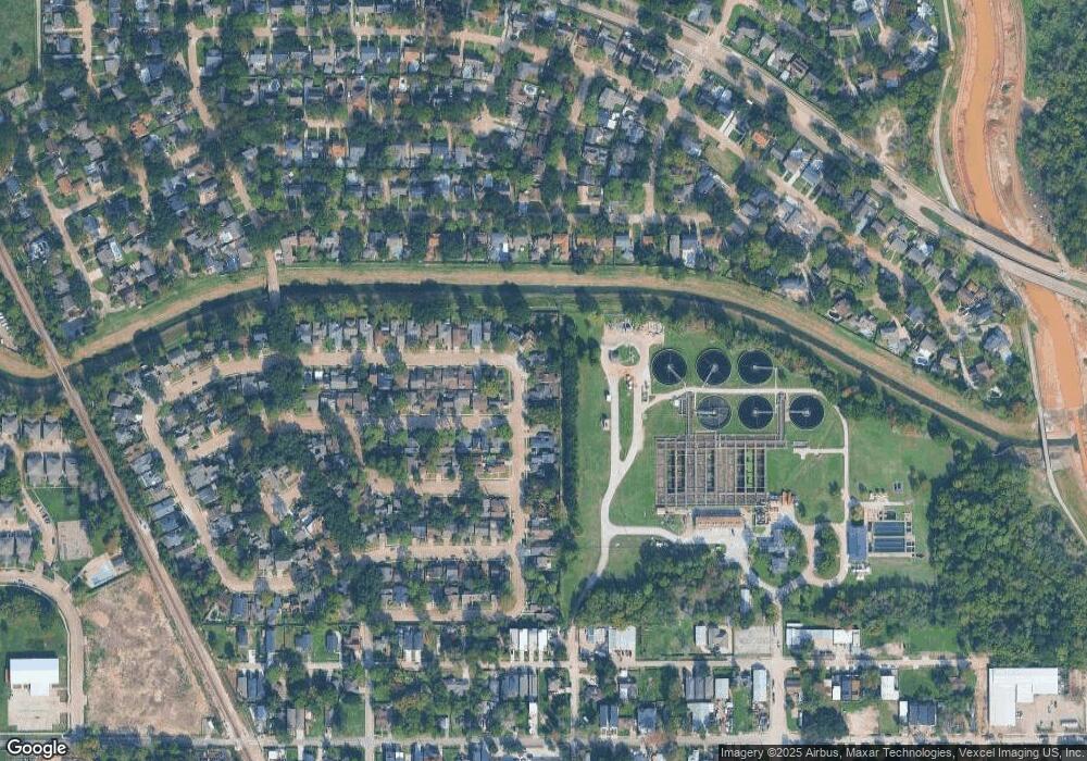 5426 Randon Rd, Houston, TX 77091 - photo 1