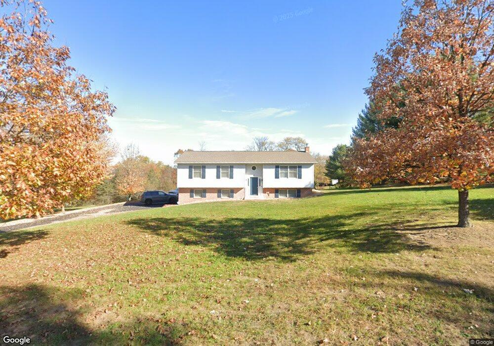 38 Finch Dr, Berkeley Springs, WV 25411 - photo 1