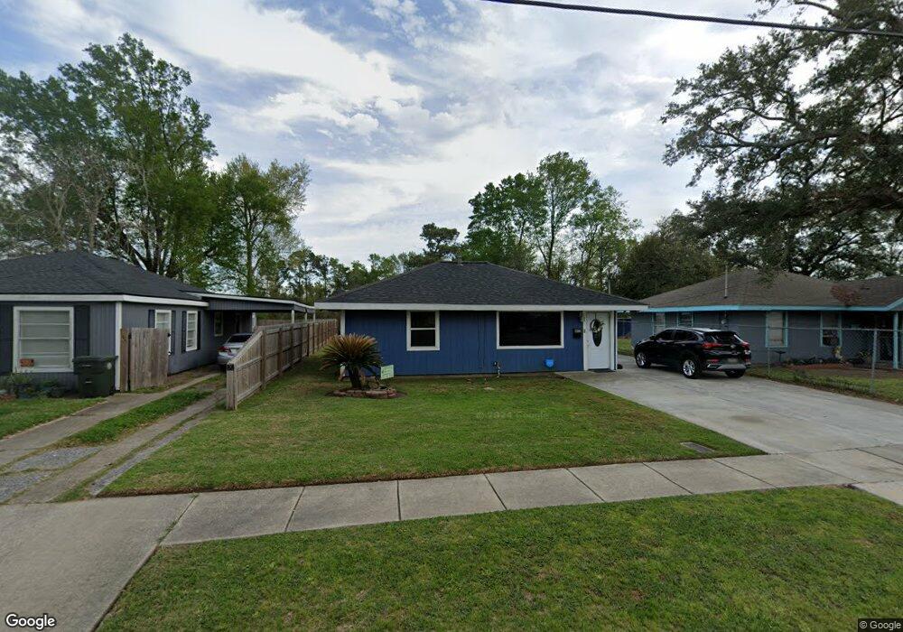 402 Gelpi Dr, Lake Charles, LA 70615 - photo 1