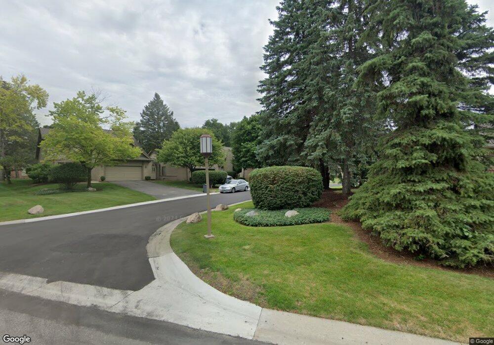 6880 Heron Point, West Bloomfield, MI 48323 - photo 1