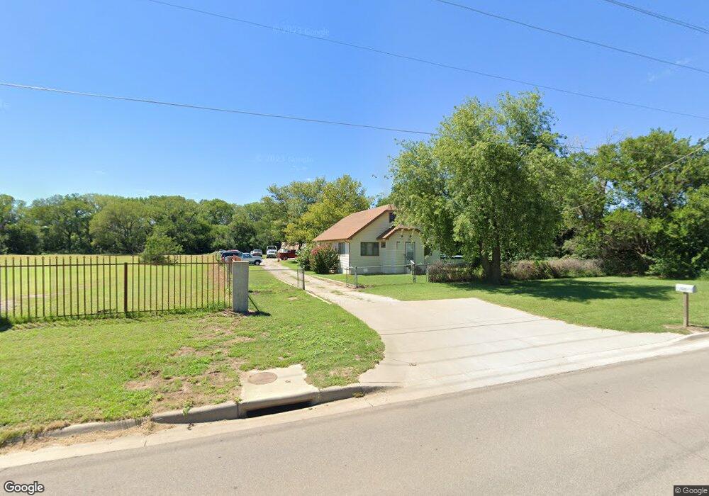 5035 N Ridge Rd, Wichita, KS 67205 - photo 1