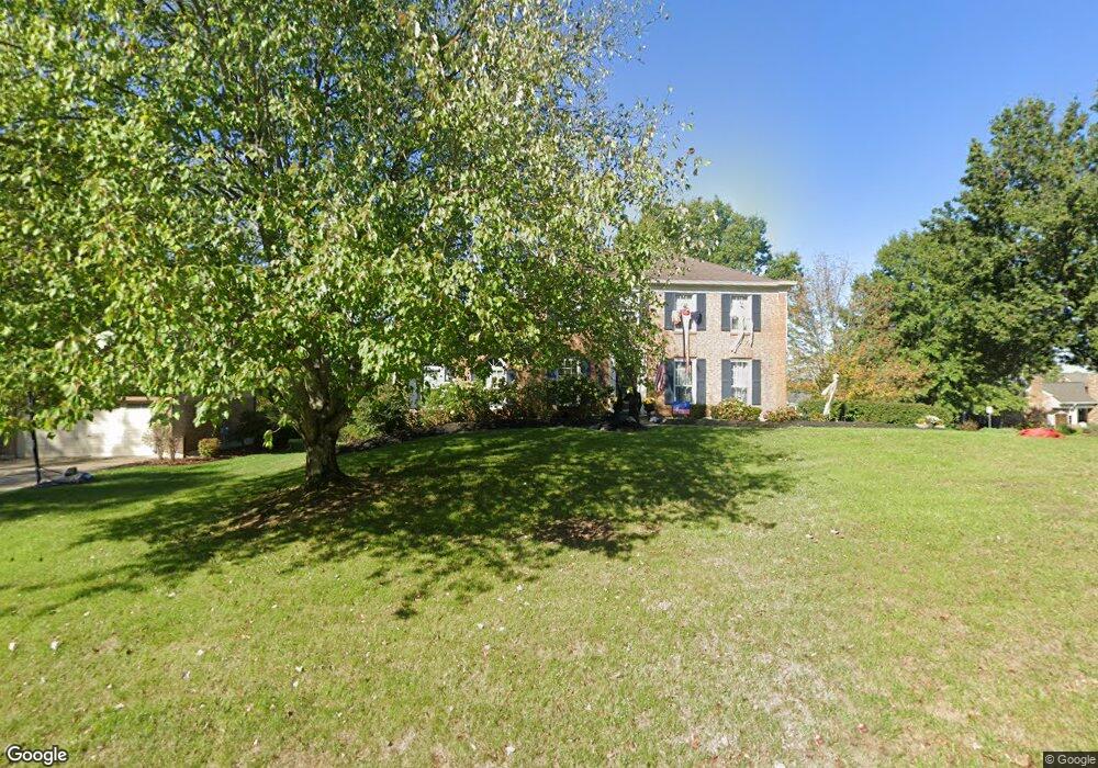 7870 Meadowcreek Dr, Cincinnati, OH 45244 - photo 1