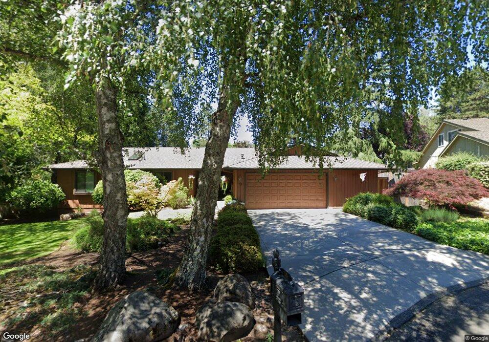 13 Windsor Ct, Lake Oswego, OR 97034 - photo 1