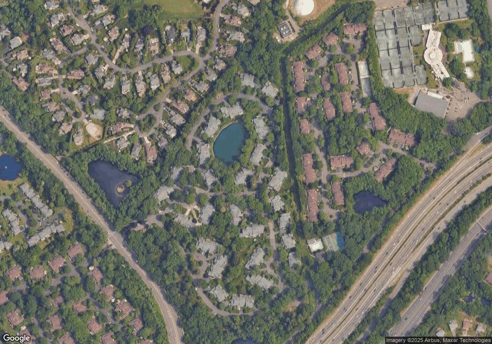 27 Tiffany Cir, Manhasset, NY 11030 - photo 1