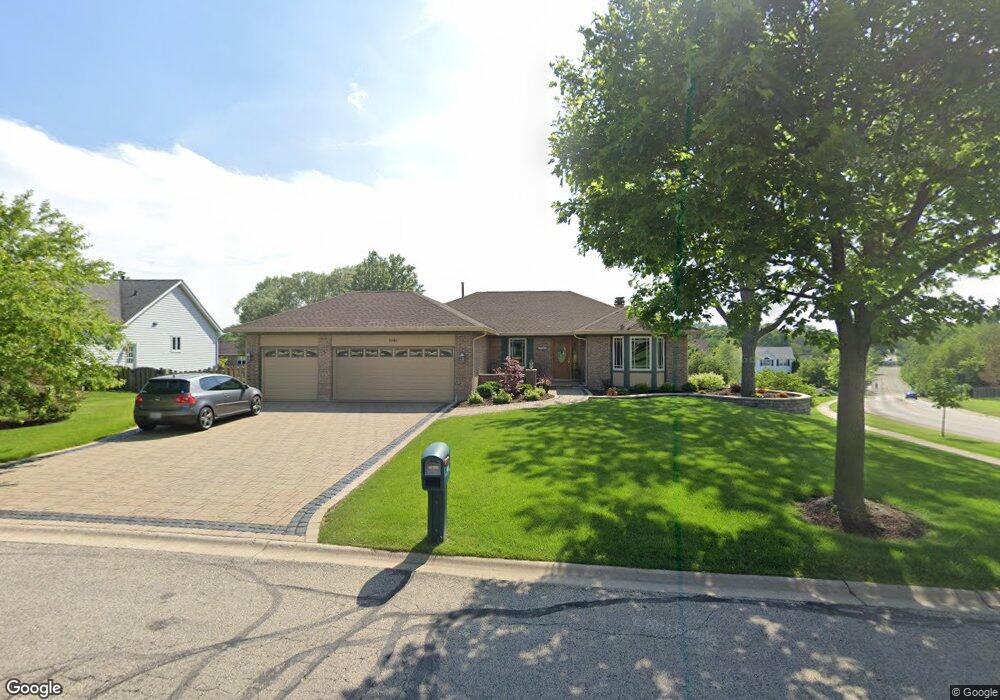 1091 Mcphee Dr, Lake In the Hills, IL 60156 - photo 1