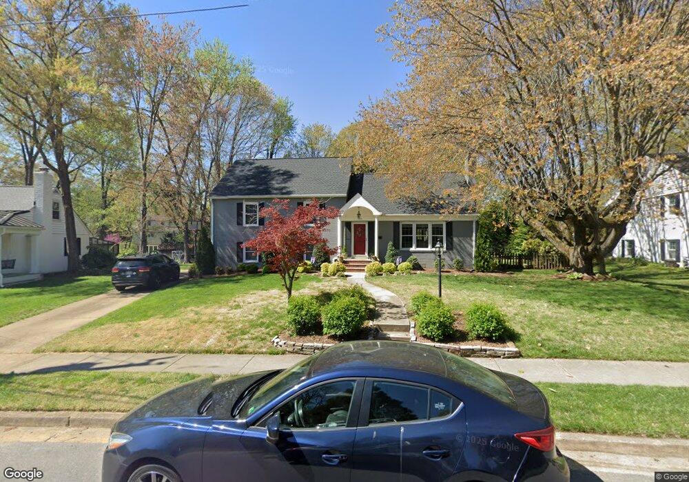 1015 Dalebrook Dr, Alexandria, VA 22308 - photo 1