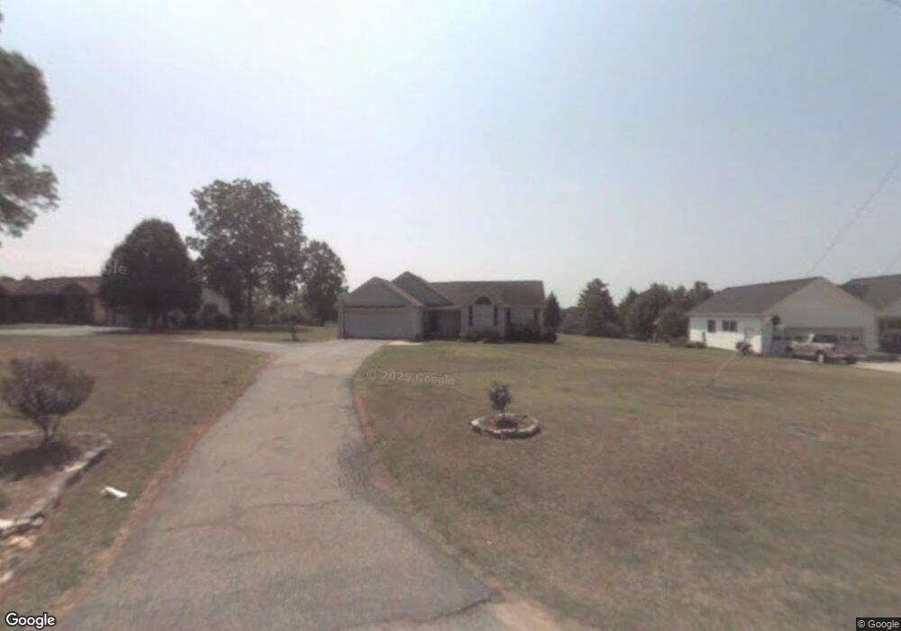 423 Snead Rd, Walhalla, SC 29691 - photo 1