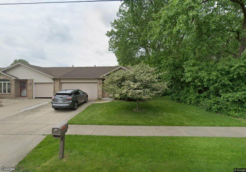 8510 Kleinman Rd, Highland, IN 46322 - photo 1