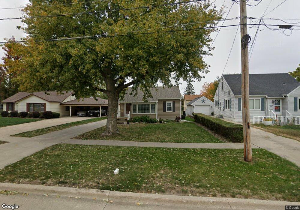 917 W 7th St S, Newton, IA 50208 - photo 1