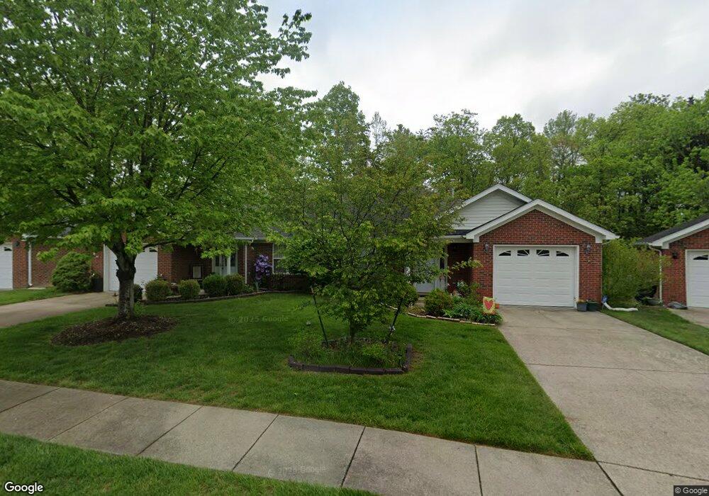 2426 Trinity Run Ct, New Albany, IN 47150 - photo 1