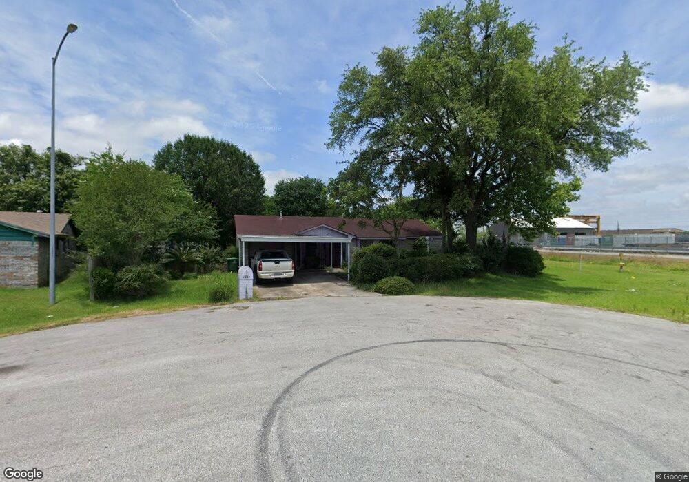 7525 Saint Louis St, Houston, TX 77028 - photo 1