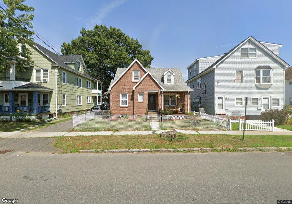 517 Springfield St, Chicopee, MA 01013 - photo 1