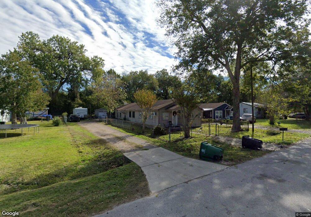 8402 Moon Beam St, Houston, TX 77088 - photo 1