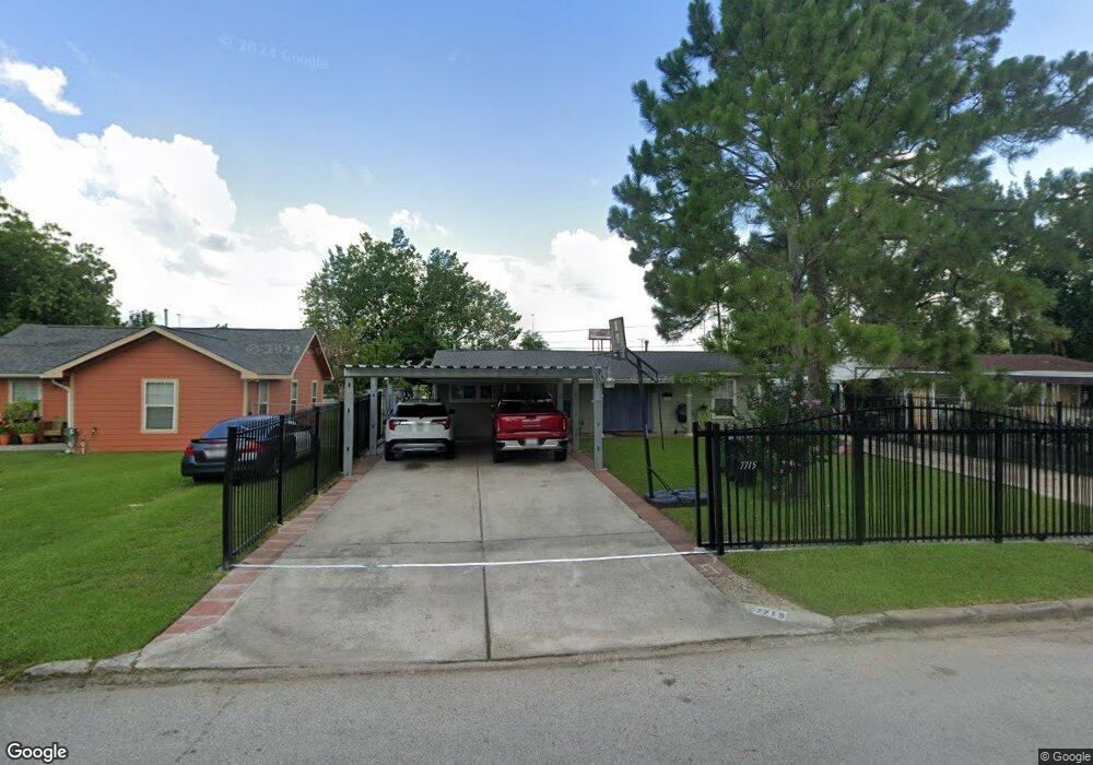 7715 Thurow St, Houston, TX 77087 - photo 1