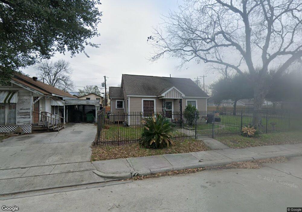 804 Tabor St, Houston, TX 77009 - photo 1