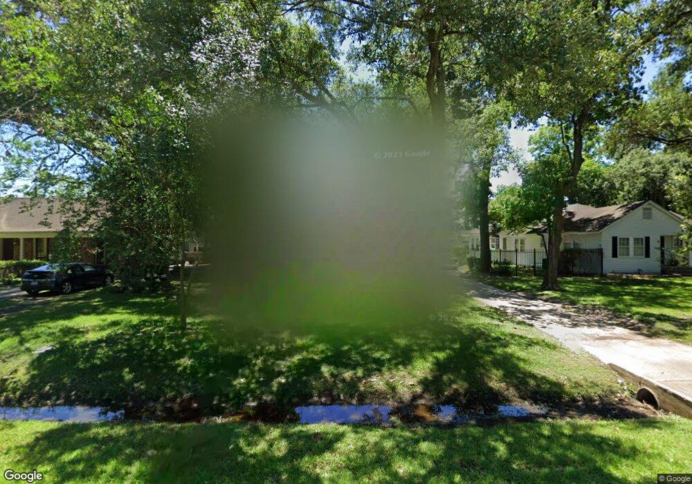 323 W 31st St, Houston, TX 77018 - photo 1