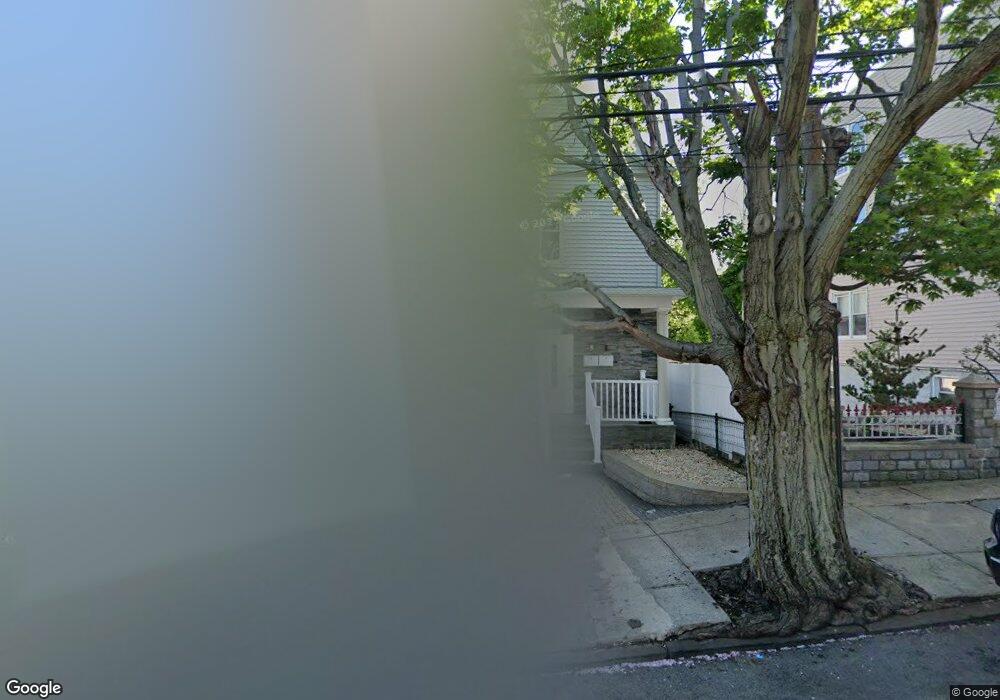 122 Convent Place unit 1, Yonkers, NY 10703 - photo 1