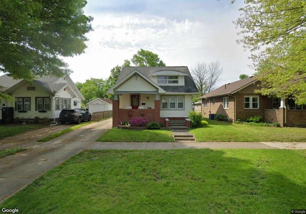 2917 Champaign Ave, Mattoon, IL 61938 - photo 1