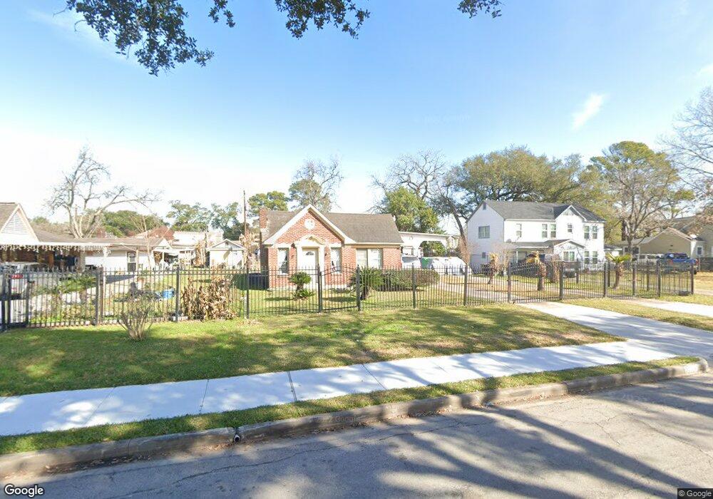 8013 Hartford St, Houston, TX 77017 - photo 1