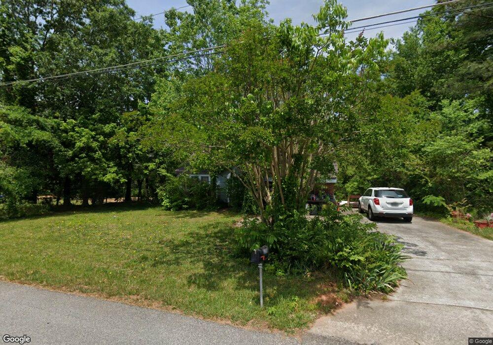 229 Walnut St, Cornelia, GA 30531 - photo 1