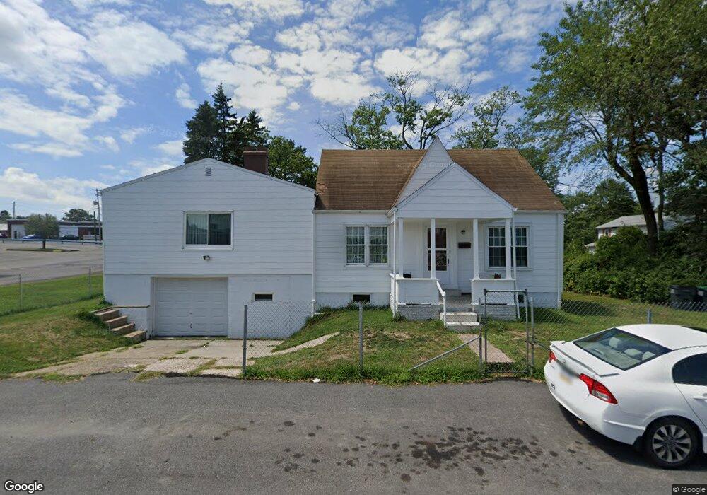 854 Roosevelt St, Hazleton, PA 18201 - photo 1