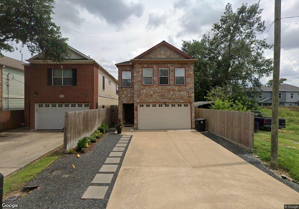 4919 Golden Forest Dr, Houston, TX 77091 - photo 1