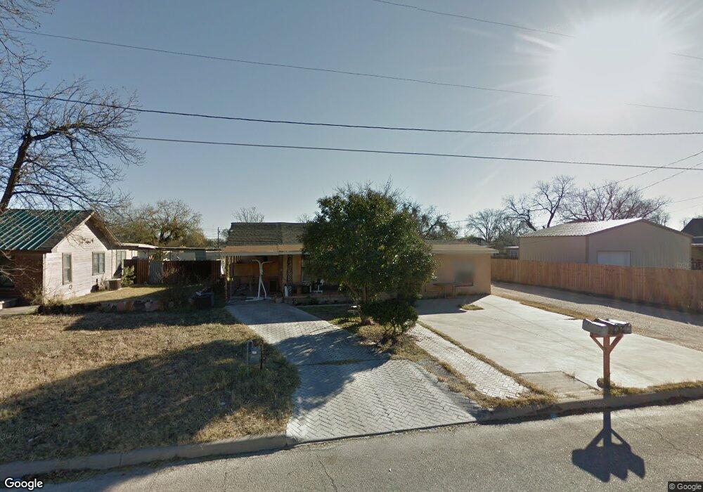722 Powell St, San Angelo, TX 76903 - photo 1