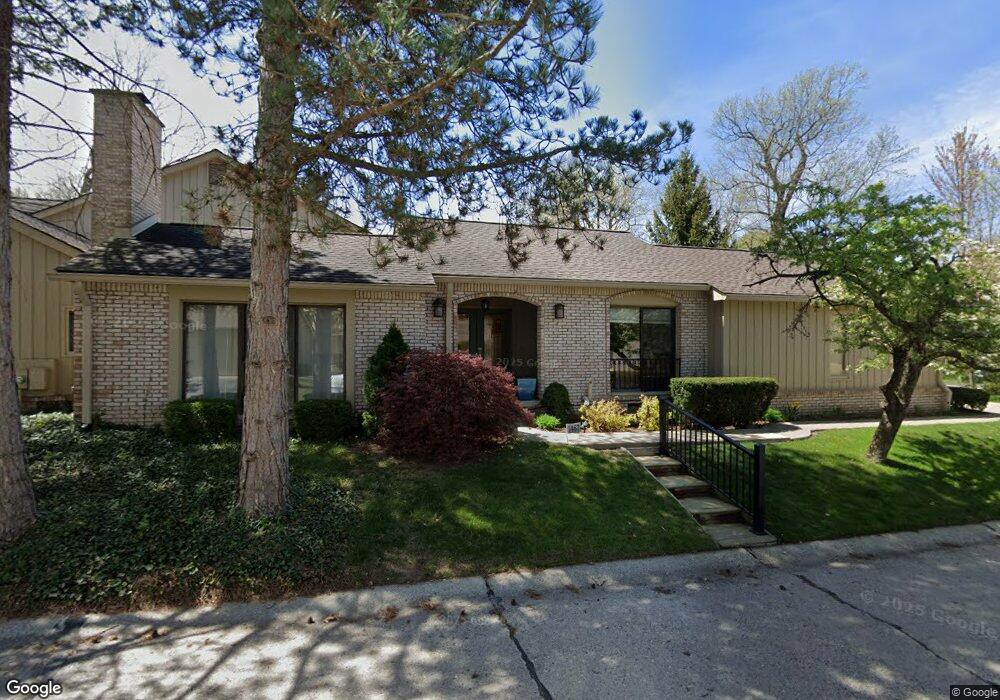 1467 Ravineview Ct unit Bldg-Unit, Bloomfield Hills, MI 48304 - photo 1
