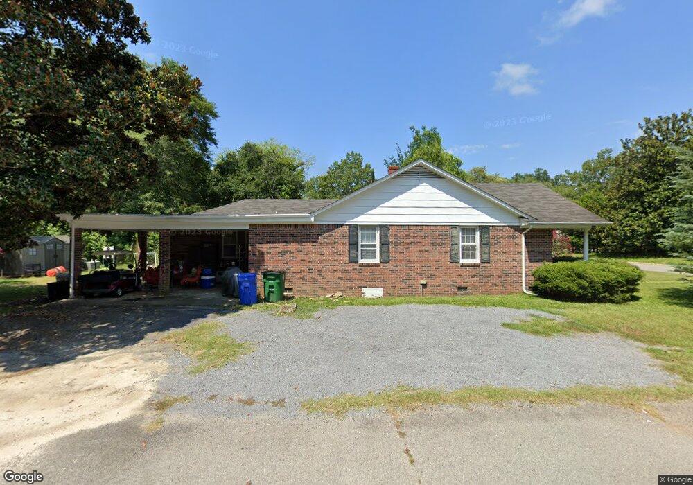 131 E Hampton St, Camden, SC 29020 - photo 1