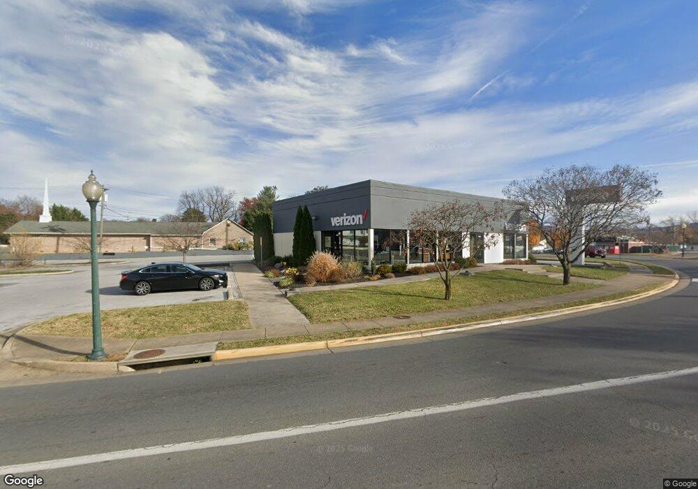 1401 N Shenandoah Ave, Front Royal, VA 22630 - photo 1