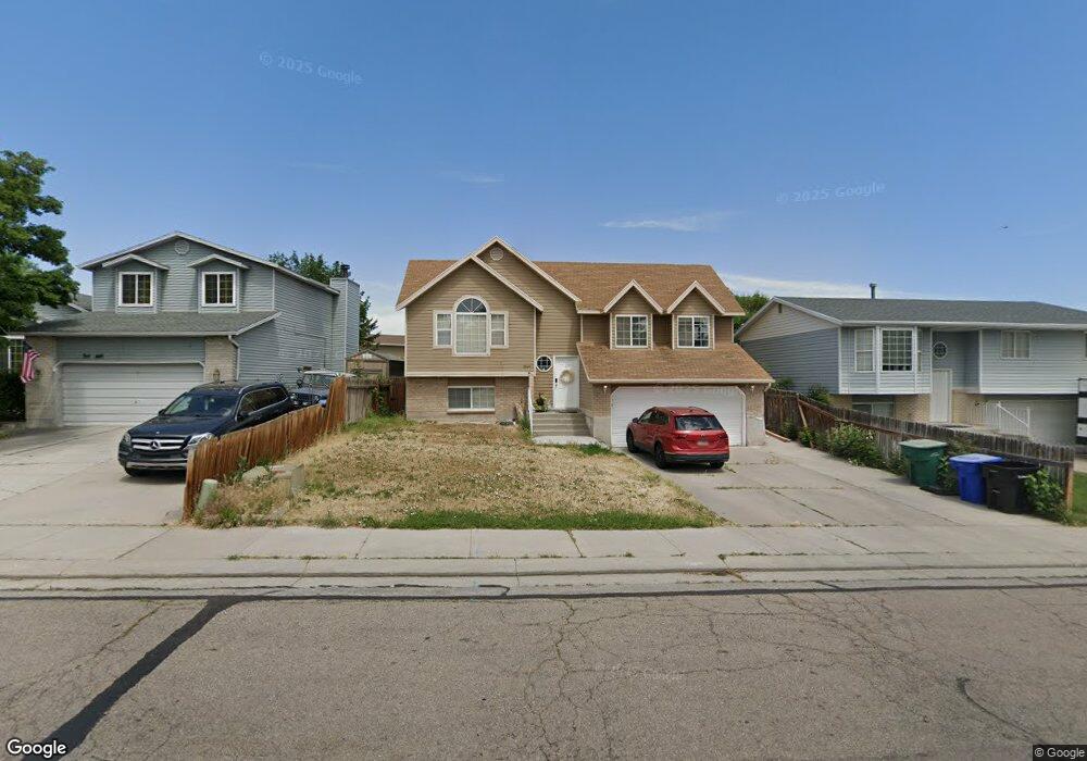 5264 Wake Robin Dr, West Jordan, UT 84081 - photo 1