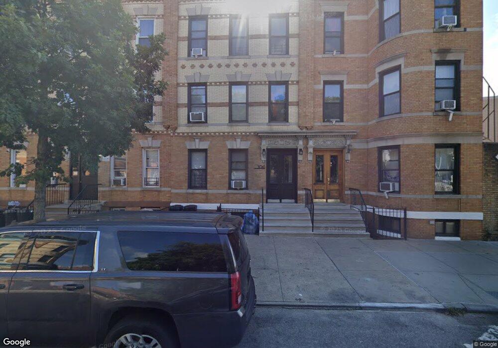 3043 41st St, Astoria, NY 11103 - photo 1