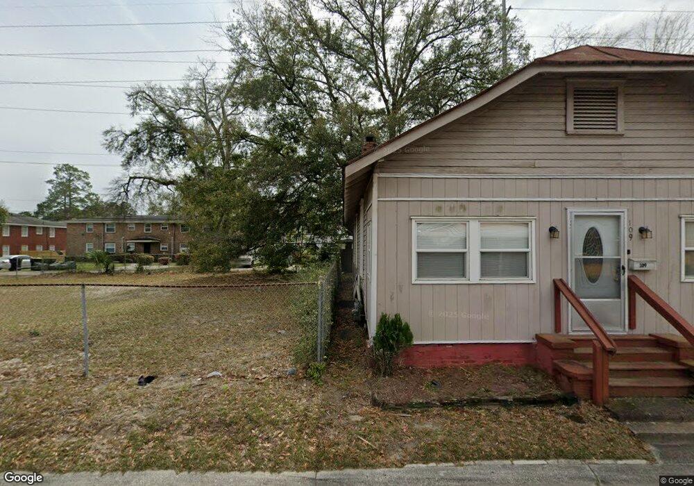 22 Thackery Plaza unit 1, Savannah, GA 31405 - photo 1
