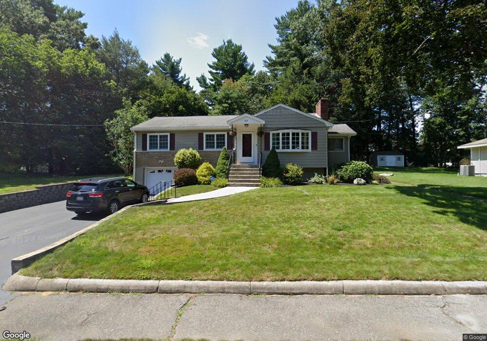 22 Roberts Rd, Wilmington, MA 01887 - photo 1