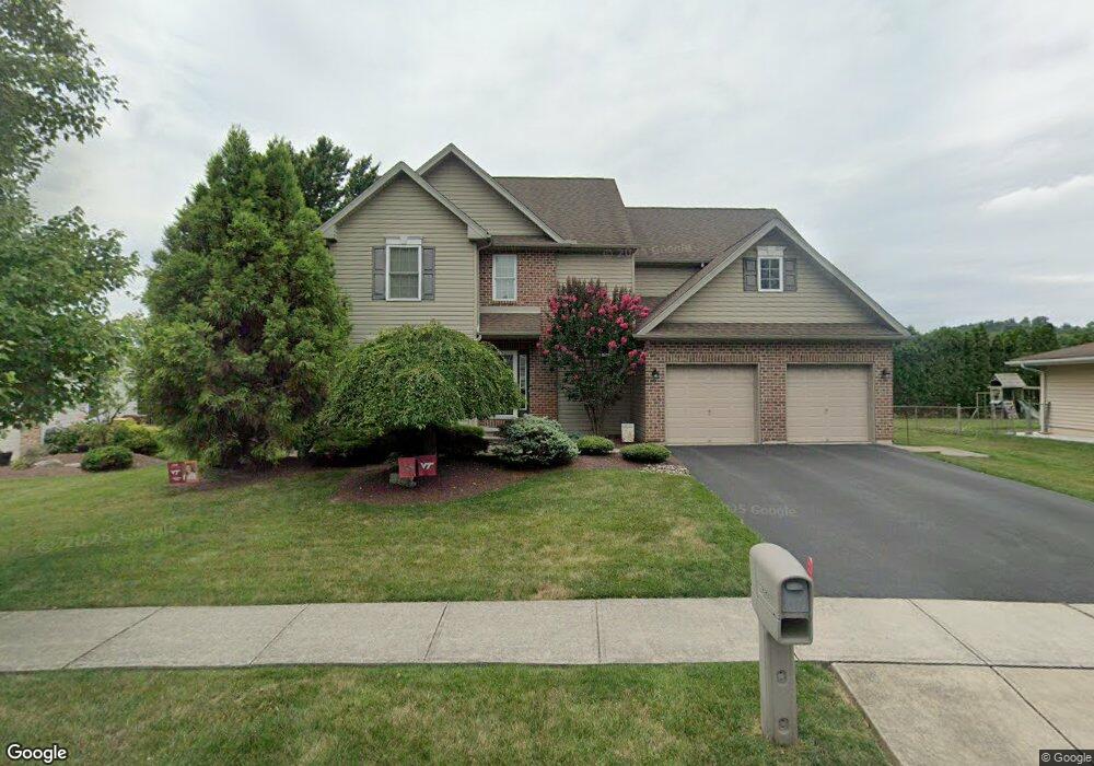 4509 Troxell Dr, Whitehall, PA 18052 - photo 1