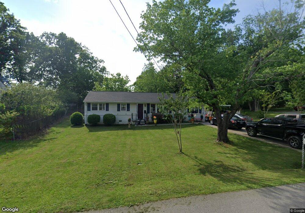 923 Smith St, Shelbyville, TN 37160 - photo 1