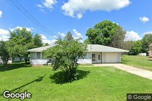 131 1st St, Roscoe, MN 56371