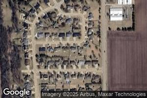 210 Pheasant Ln, Hudson, IL 61748