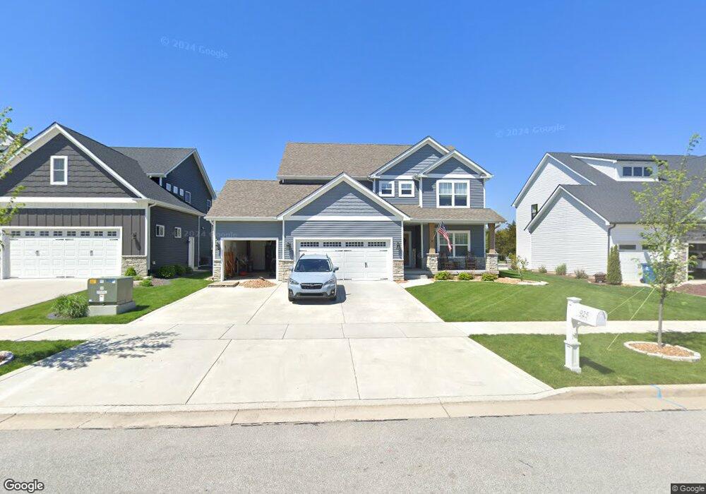 925 Galway St, Crown Point, IN 46307 - photo 1