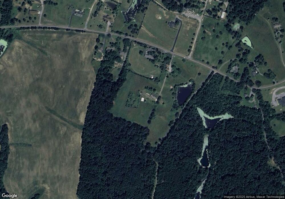 970 W Parkins Mill Rd, Winchester, VA 22602 - photo 1