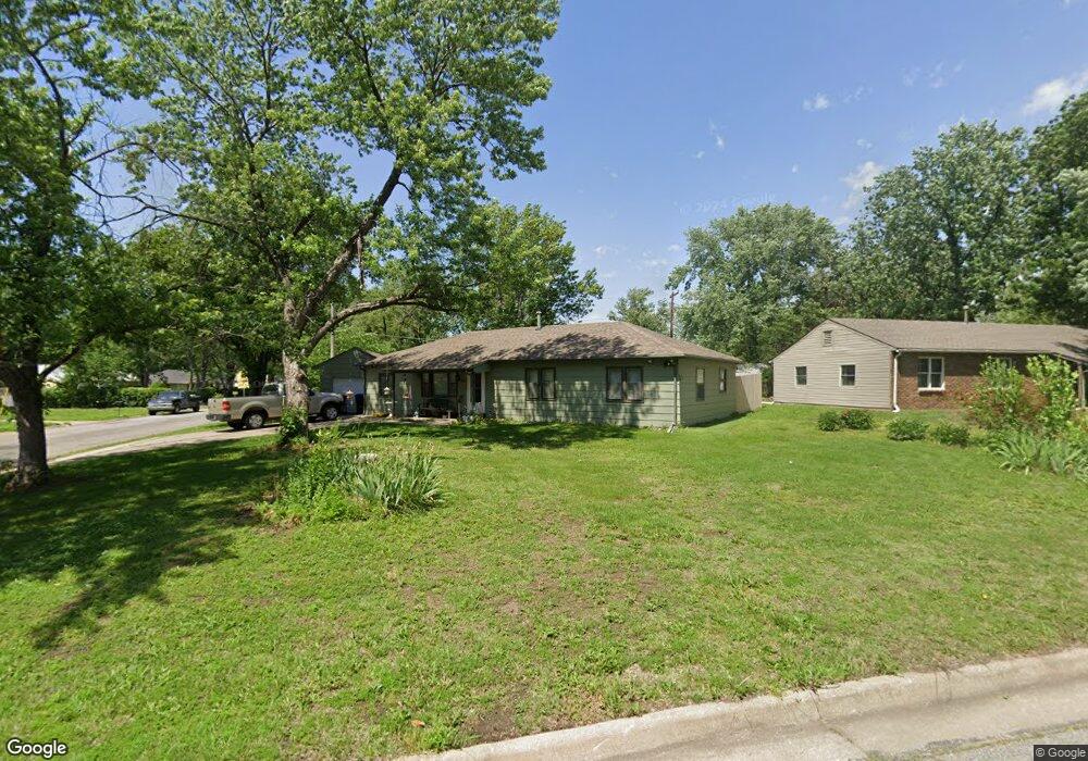 1424 SW Glencoe St, Topeka, KS 66611 - photo 1