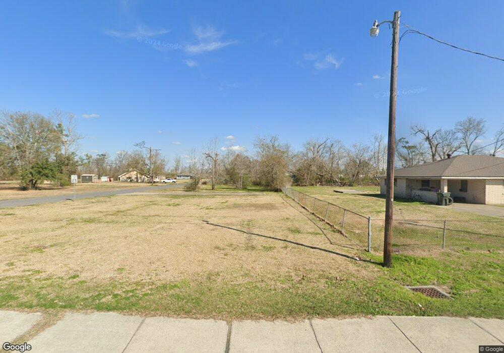 1826 Pear St, Lake Charles, LA 70601 - photo 1