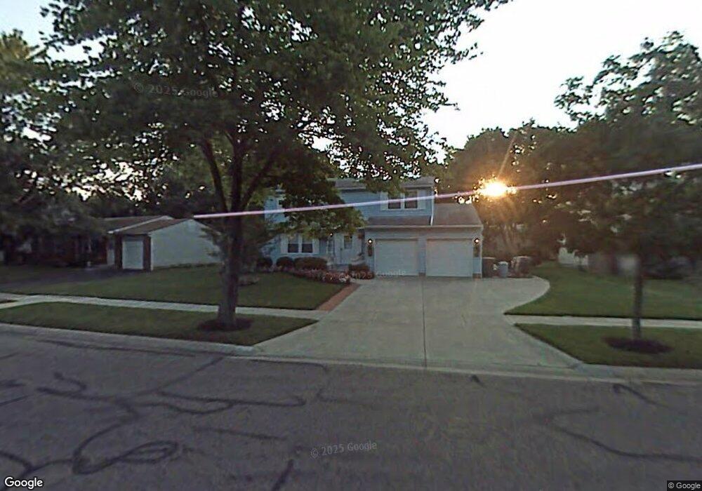 6364 Skywae Dr, Columbus, OH 43229 - photo 1