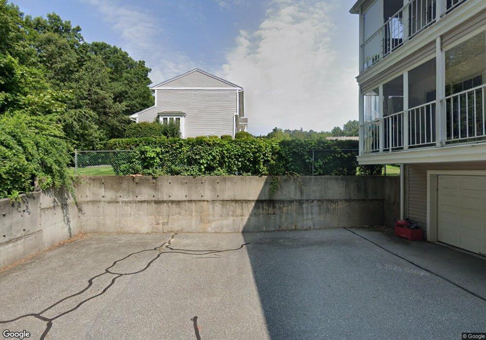 601 Meadowecrest Cir, Ludlow, MA 01056 - photo 1