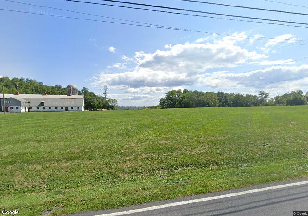 939 Penns Park Rd, Newtown, PA 18940 - photo 1